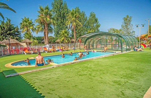 Serignan-Plage House | Camping 4 étoiles - Parc aquatique - eeiagh