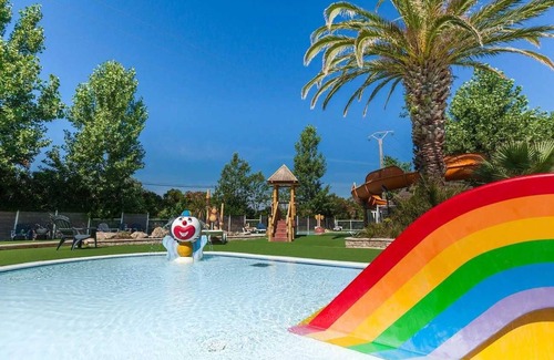 Serignan-Plage House | Camping 4 étoiles - Parc aquatique - eeiagh