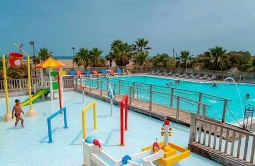 Serignan-Plage House | Camping 4 étoiles - Piscine - ccb0b0i
