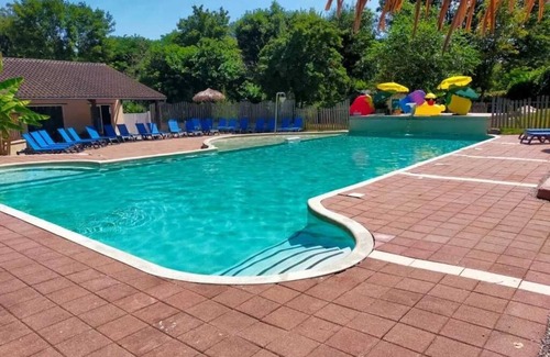 Carennac House | Camping 4 étoiles - Piscine - ccaaagh