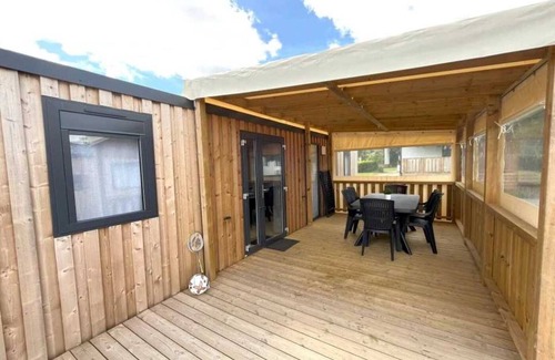 Aubigny-les-Clouzeaux House | Camping 4 étoiles - Piscine - eehhid