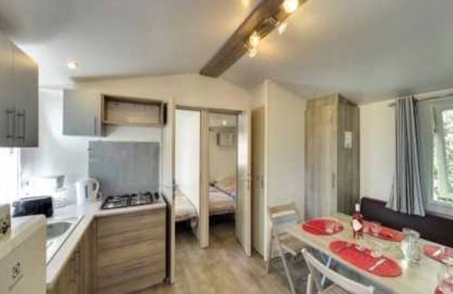 Souillac House | Camping 5 étoiles - Parc aquatique - eebdie