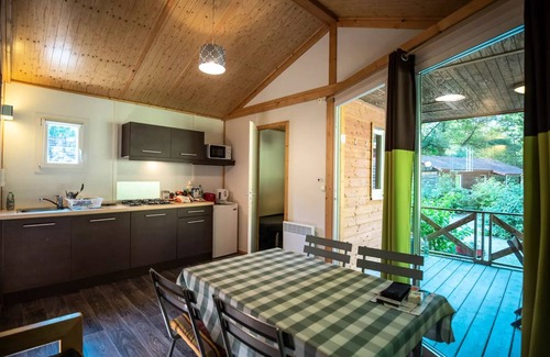 Navarrenx Ski Chalet | Camping Beau Rivage * - Chalet Privilege 32m2 - 2 bedrooms - 5 people