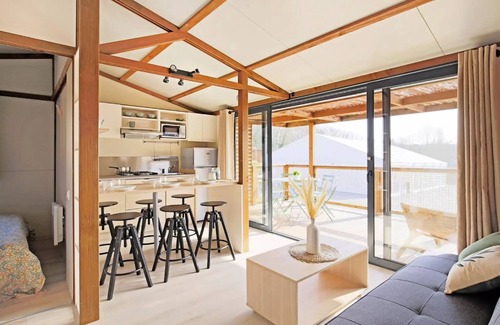Brissac-Quince Ski Chalet | Camping de l'Etang Sites and Landscapes * - Chalet Premium Confluence 3ch - TV - LV - NEW 2024 ! 6 persons