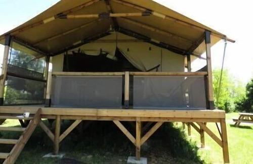 Peigney House | Camping de la Liez * - Kenya tent 3 rooms 7 people