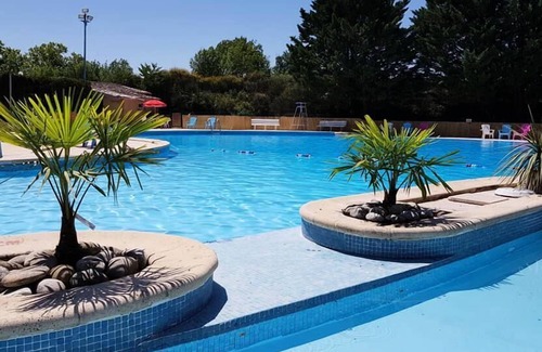 Montpezat-de-Quercy House | Camping du Faillal *** - 4 room cottage 6/8 people