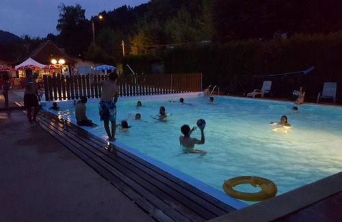 Laval-de-Cere RV Rental | Camping du Lac