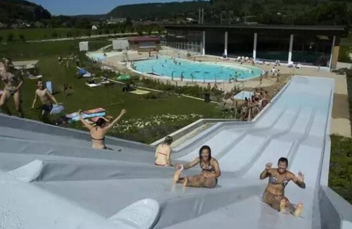 Ornans House | Camping Ecologique la Roche d'Ully* - Le Thuyé Comtois 3 Rooms 4 People