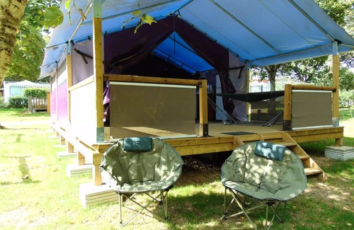 Avrille House | Camping Flower Beauchêne* - Free Flower Standard 3 room apartment for 5 people Without sanitary facilities