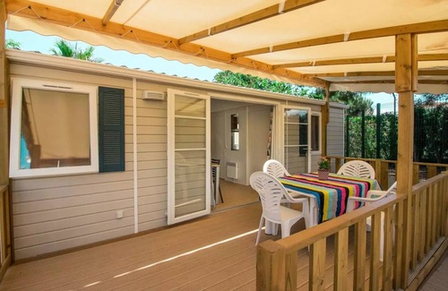 Saint Maime House | Camping Flower La Rivière * - Mobil Home Confort 3 rooms 4 people PMR