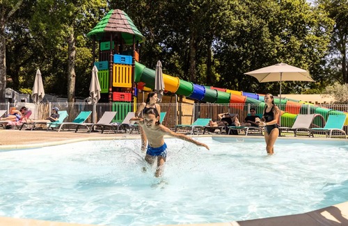 Saint-Sulpice-de-Royan House | Camping maeva Club Royal Ocean * - Mobile Home Super Cordélia Premium 4 Rooms 6 People