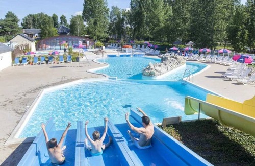 Coulanges House | Camping - Funpass inclus - Piscine - ccafeh0