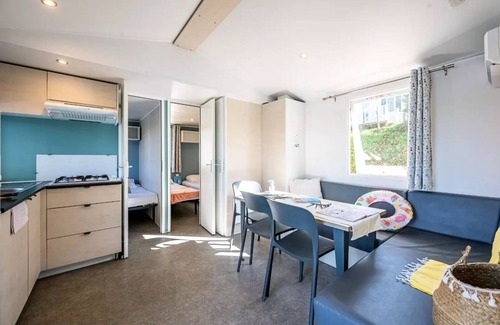 Badefols-sur-Dordogne House | Camping Les Bö-Bains * - 3-bedroom mobile home on the banks of the river, air-conditioned Sunday/Sunday (33 m²) n°3 to 5 6 people