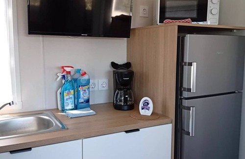 Massillargues-Attuech House | Camping l'Olivier * - Mobil-Homes Prestige 2 bedrooms 4 people