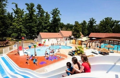Cande-sur-Beuvron House | Camping La Grande Tortue***** - Cozy 3-room Mobile Home 5 adults + 1 child under 12 years old