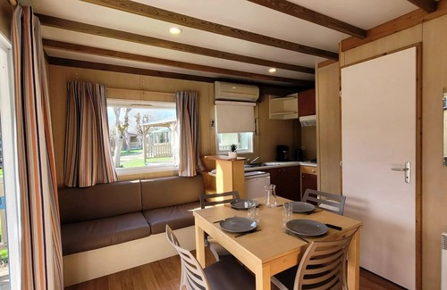 Coulon Ski Chalet | Camping La Venise Verte * - COMFORT chalet 36 m² (2 bedrooms) including covered terrace + TV for 5 people