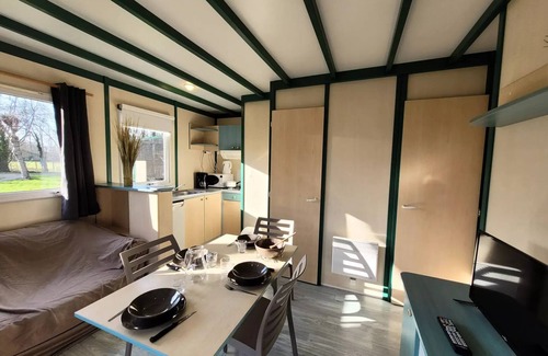 Coulon Ski Chalet | Camping La Venise Verte * - COMFORT chalet 36 m² (2 bedrooms) including covered terrace + TV for 5 people