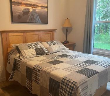 L'Anse-Saint-Jean Ski Chalet | Camping Le 4 Chemins