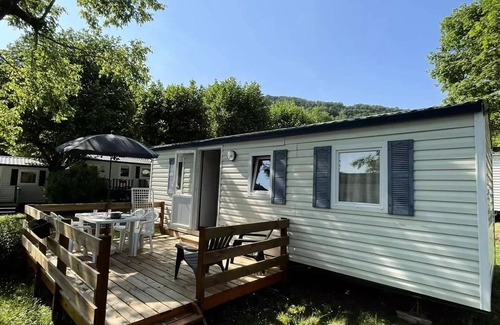 Ornans House | Camping le Chanet * - Mobil home standard UTINAM 2 bedrooms 4 people