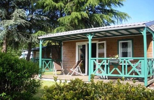 Saint-Nicolas des Eaux Ski Chalet | Camping Le Clos du Blavet * - Chalet CANELLE 24m2/2 bedrooms - covered terrace 4 people