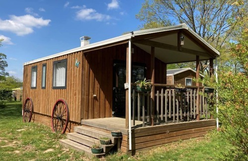 Priziac RV Rental | Camping Le Lac O Fées