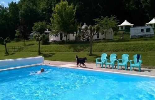 Beauville House | Camping Les 2 Lacs *** - Bungalow Toile Lagoon 3 Rooms 4 People