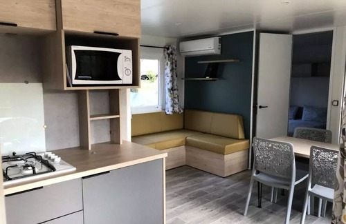 Thonac House | Camping maeva Escapades La Castillonderie * - Comfort Mobile Home 3 Rooms 4 People Air Conditioned + TV