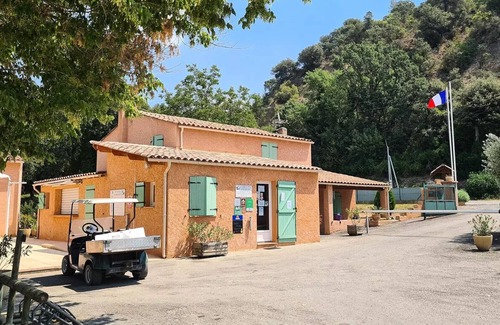 Valensole House | Camping Oxygène * - Mobile Home Arizona Standard. 4 rooms 6 people Air-conditioned