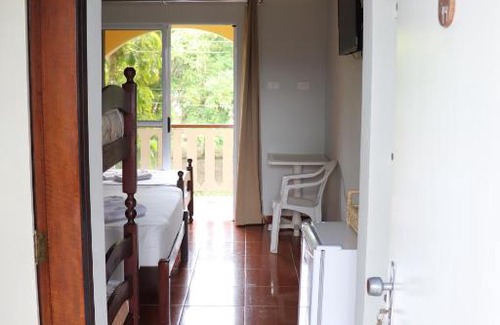 Boraceia Hotel | Camping Pousada Ilha do Mel - Frente ao Mar