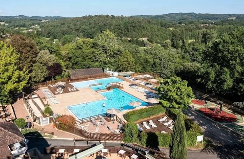 Sainte-Nathalene House | Camping Romanée Les Grottes de Roffy* - EXCLUSIVE mobile home - 3 bedrooms - 2 bathrooms for 6 people