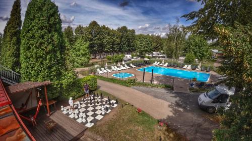 Dolni Pocernice Resort | Camping Sokol Praha