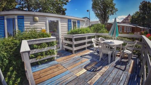 Dolni Pocernice Resort | Camping Sokol Praha