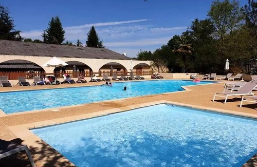 Nabirat Ski Chalet | Camping Ushuaïa Villages les Pialades * - Chalet Mimosa - 47 m² with covered terrace - 2 bedrooms for 4 people