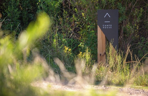 Colonia del Sacramento Cabin | Campo House, a tiny house of careful and exclusive design. 27,5 m² of design.