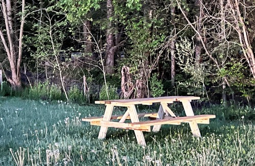 Elkins House | CampRV Lookout Apartment – Peaceful Scenic Escape
