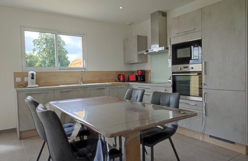 Melleville House | Camps Saint Martin - MELLEVILLE