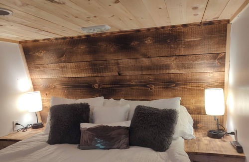 Mt Cobb House | Campsite ,close to Ledgedale Recreation Area, Lake Wallenpaupack, Pa.