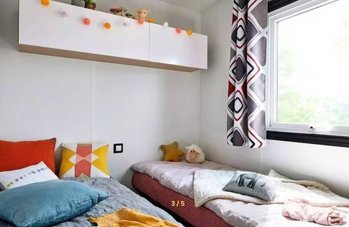 Crecy-la-Chapelle House | Campsite Country Park Crécy La Chapelle **** - Mobile Home LODGE 4 Rooms 6 People