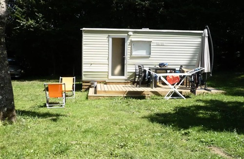 St-Sulpice-de-Mareuil House | Campsite Domaine de Corneuil * - Mobile Home Tilleul 3 rooms 4 people Without bathroom