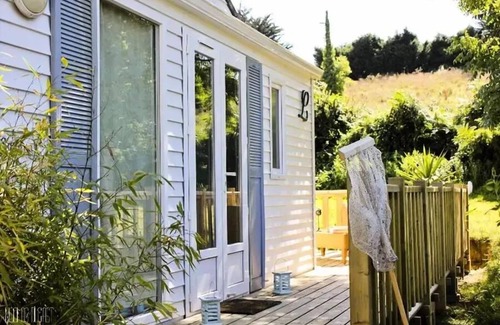 Plouezoch House | Campsite La Baie de Terenez * - Lodge CONFORT LOGGIA2 2018 TV - 2 bedrooms (+child bed - 12 years) 25M2 5 people