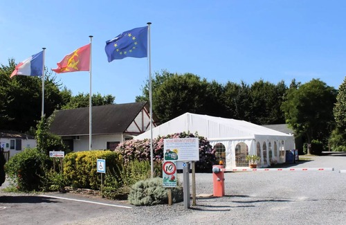 Balleroy House | Campsite Le Clos de Balleroy * - Mobil home Malaga 2 bedrooms - 23 m2 + integrated terrace of 8 m2 4 people