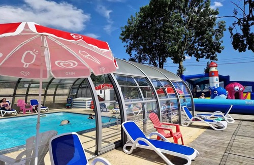 Balleroy House | Campsite Le Clos de Balleroy * - Mobile home Cabane Surfer 2 bedrooms - 25 m² + semi-covered terrace for 4 people