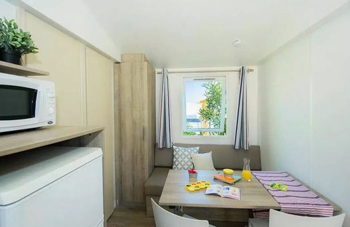 Le Portel House | Campsite Le Phare d'Opale* - Classic XL 3 Room Mobile Home 4 People