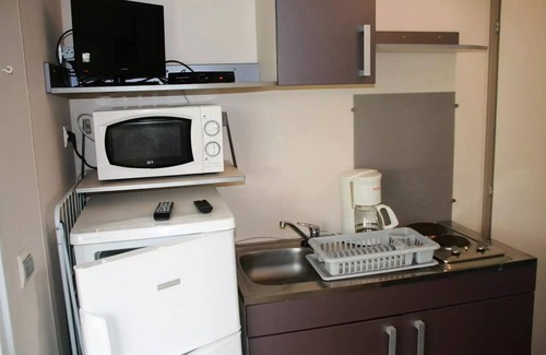 Chateauroux House | Campsite Le Rochat-Belle-Isle * - Mobilhome Privilege (2 bedrooms with terrace) 5 people
