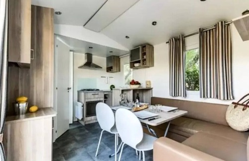 Torreilles-Plage House | Campsite Les Dunes* - Classic 3-room mobile home for 4 people Air-conditioned