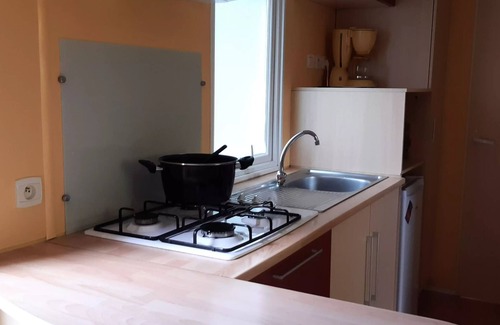 Estavar House | Campsite Les Jardins d'Estavar* - 3 Room Mobile Home 4 People