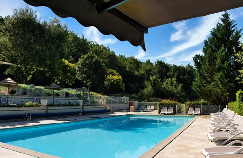 Servies House | Campsite Saint Pierre de Rousieux**** - Large Mobile Home Comfort + 3 Rooms 4 People
