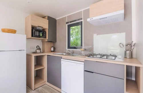 Vaivre-et-Montoille House | Campsite Seasonova Vesoul * - COTTAGE 1 ROOM 2 persons