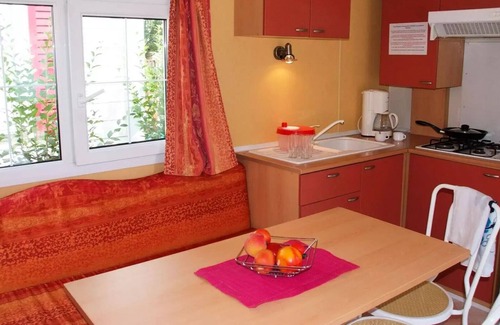 Saint-Auban House | Campsite Tikayan La Pinatelle* - Mobile home Texas Eco 4 rooms 6/8 people
