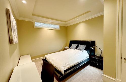 West Side House | Campus Haven